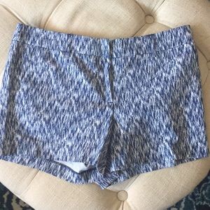 Patterned Professional Style Shorts. Size 10